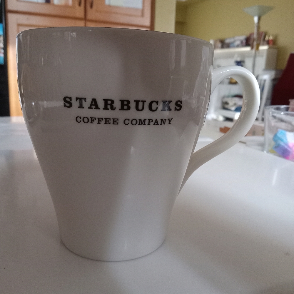 Starbucks Coffee Company 2007 mug